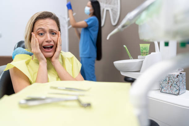 Best Emergency Gum Treatment in Santa Rosa, TX
